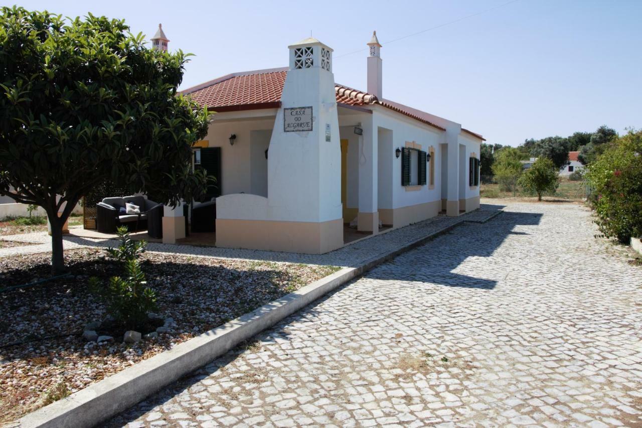 Guest House Alfarrobeiras Albufeira Esterno foto