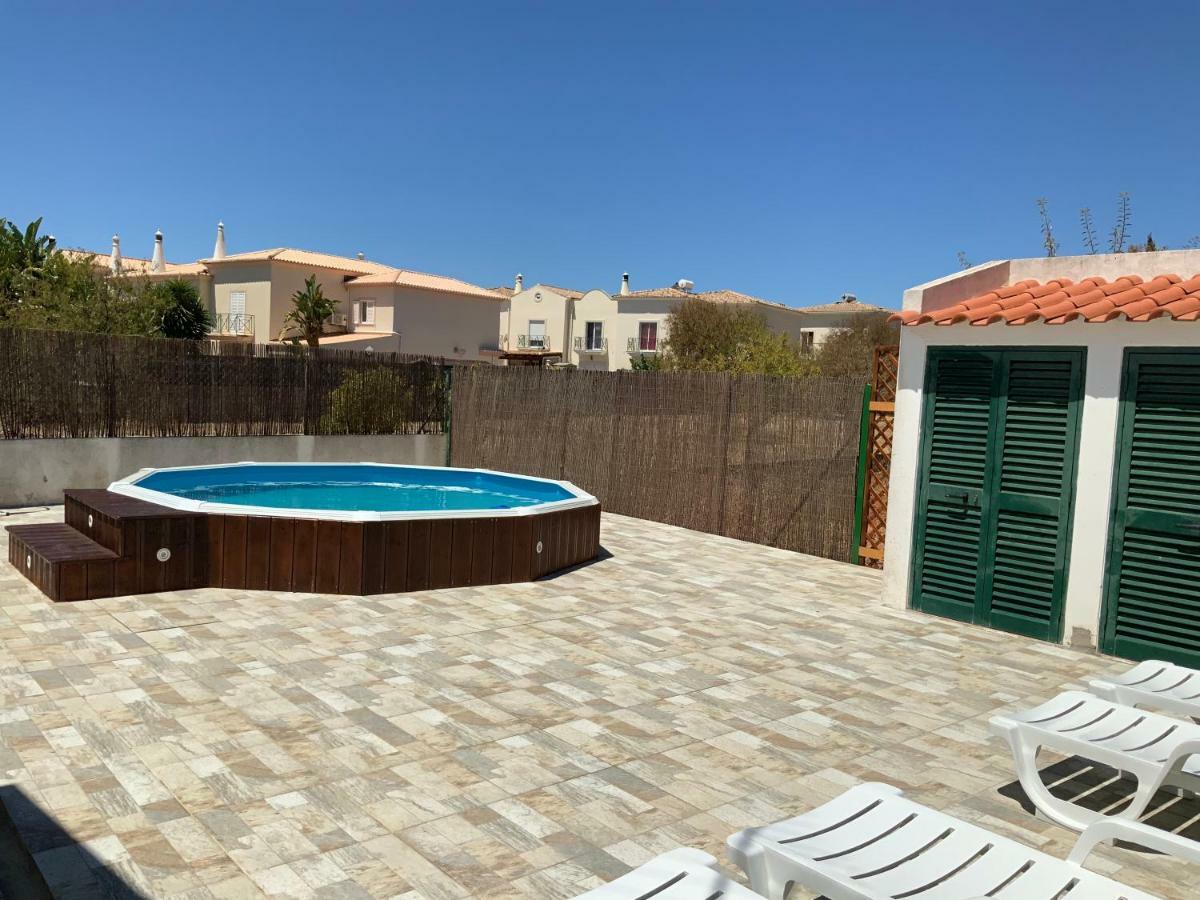 Guest House Alfarrobeiras Albufeira Esterno foto
