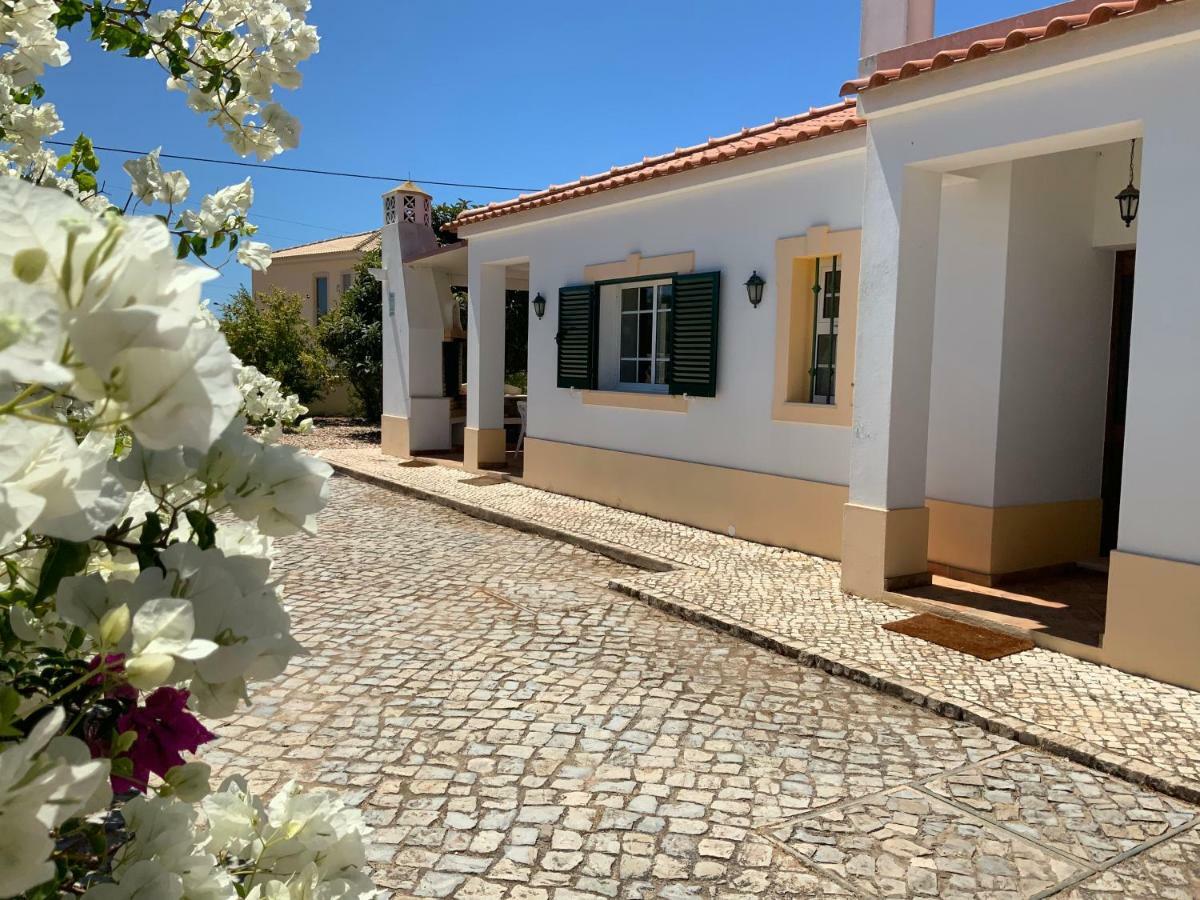 Guest House Alfarrobeiras Albufeira Esterno foto