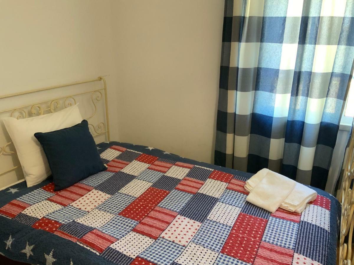 Guest House Alfarrobeiras Albufeira Esterno foto