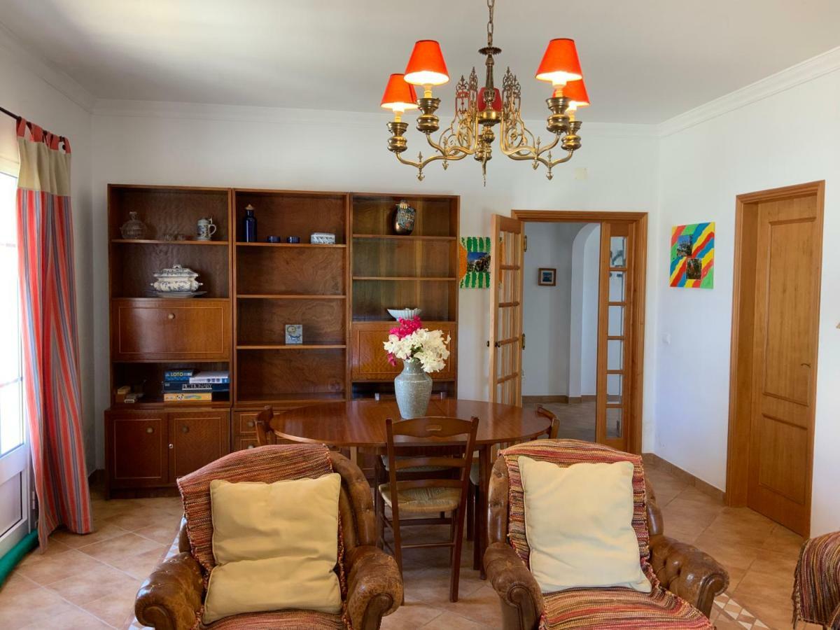 Guest House Alfarrobeiras Albufeira Esterno foto
