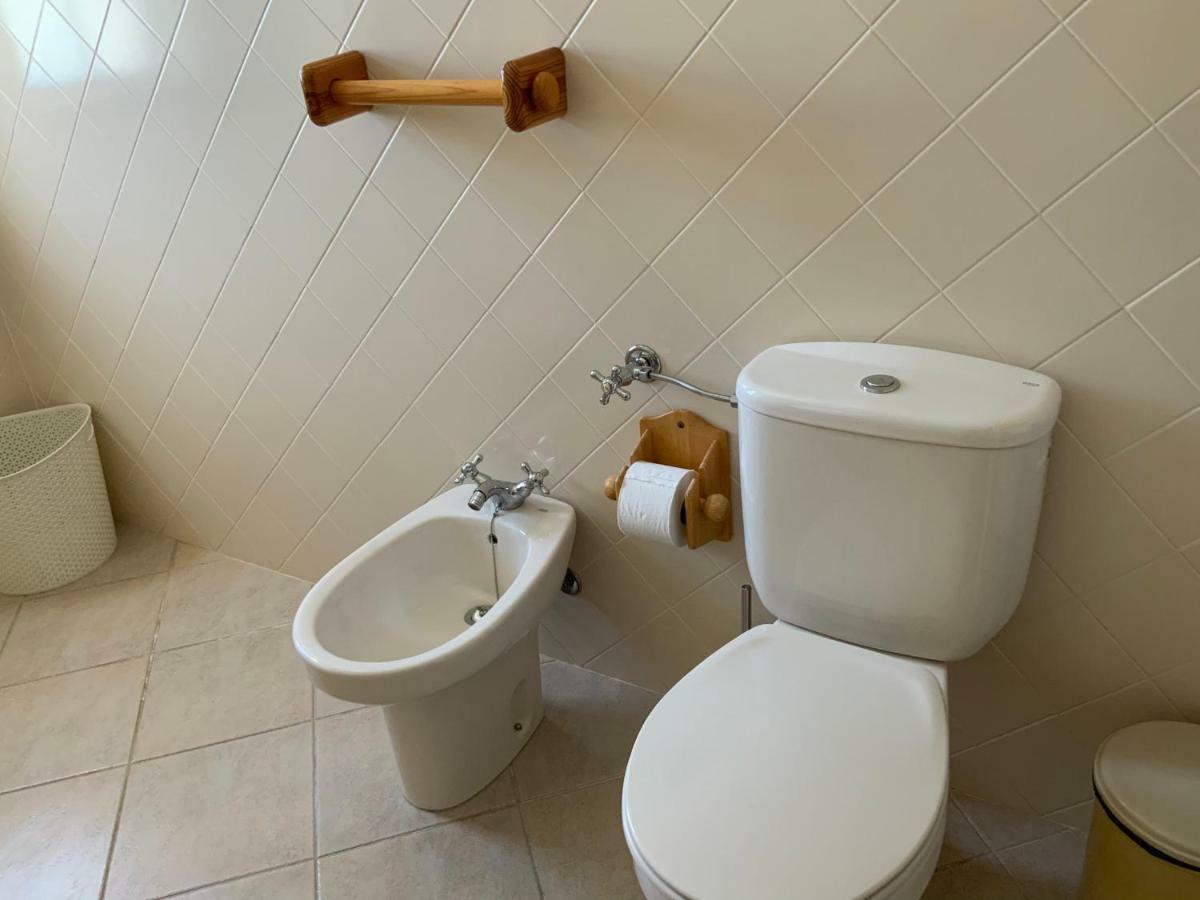 Guest House Alfarrobeiras Albufeira Esterno foto