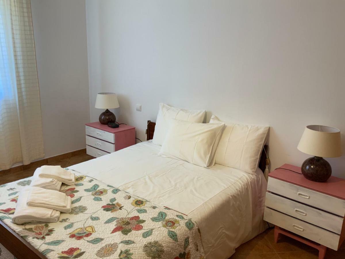 Guest House Alfarrobeiras Albufeira Esterno foto